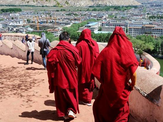 Tibetan journalists in exile mark World Press Freedom Day, raise alarm over language erosion and China's assimilation policies