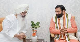 Spiritual Grace at Kabir Kutir: Dera Beas Chief Baba Gurinder Singh Dhillon Meets CM Nayab Saini